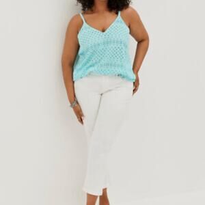 TORRID SOPHIE CHALLIS EYELET V-NECK SWING CAMI LIGHT BLUE PLUS SIZE 4 OR 4X